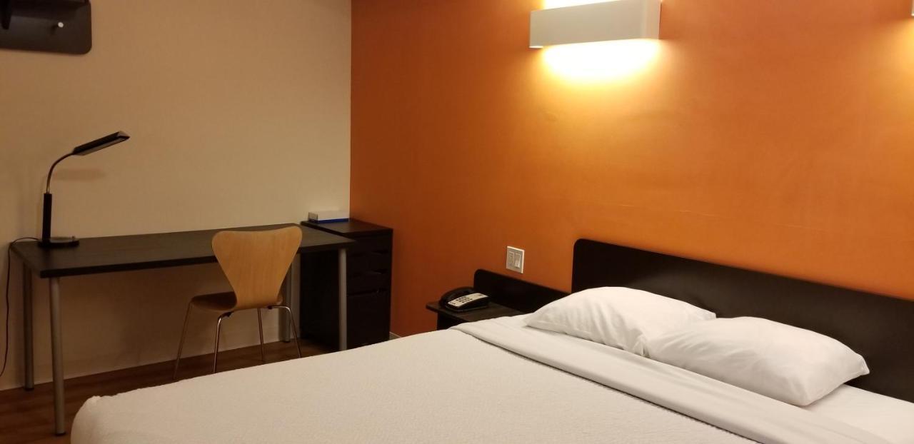 Joys Inn Innisfail, Ab Kültér fotó