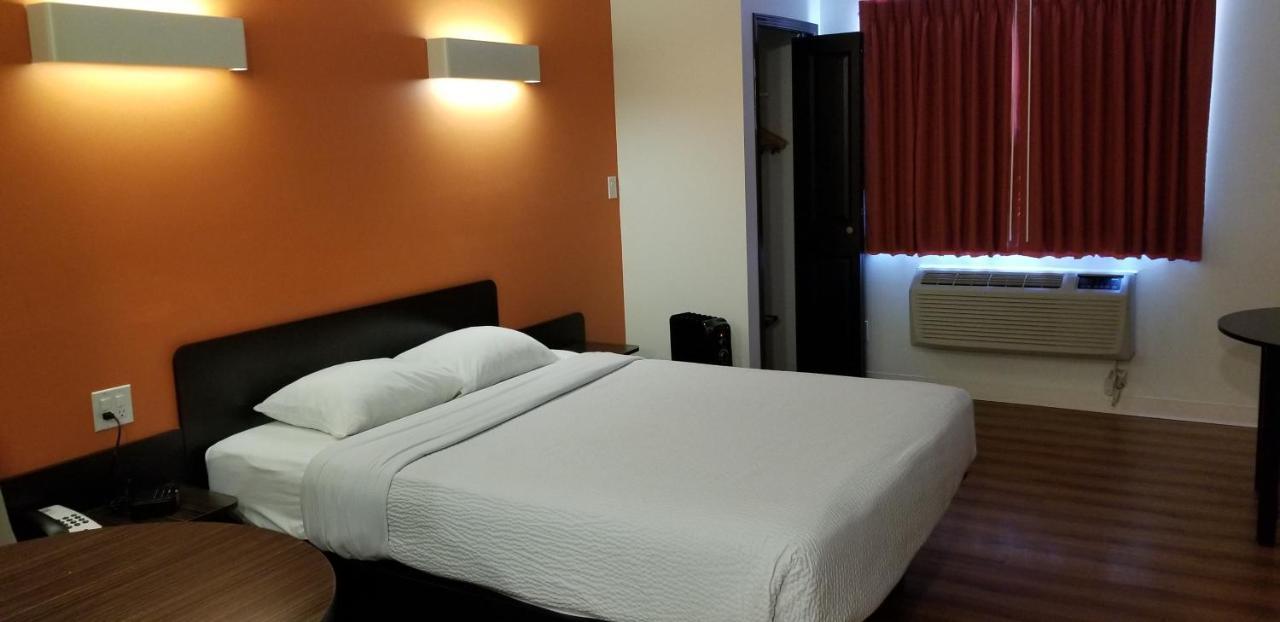 Joys Inn Innisfail, Ab Kültér fotó