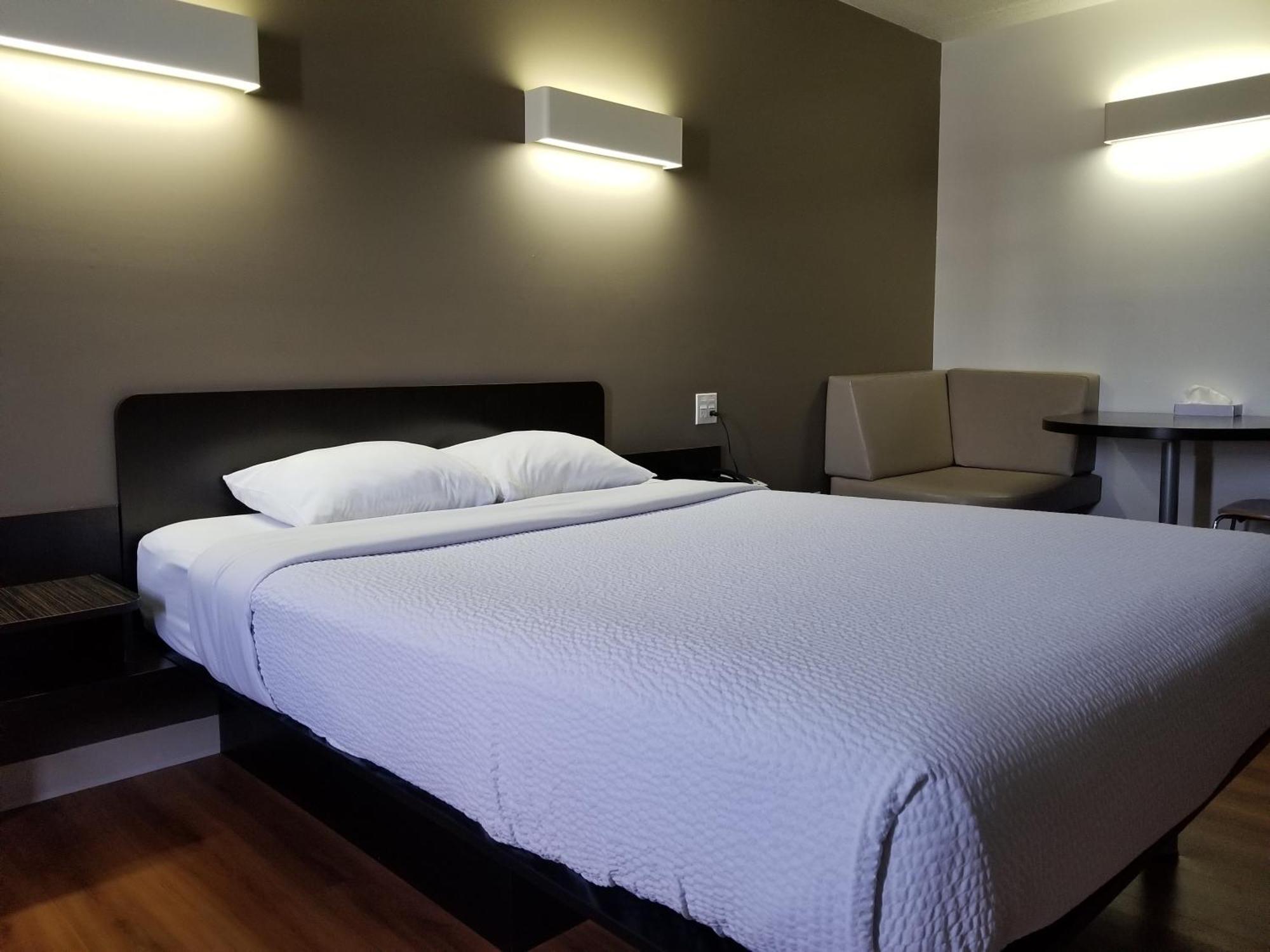 Joys Inn Innisfail, Ab Kültér fotó