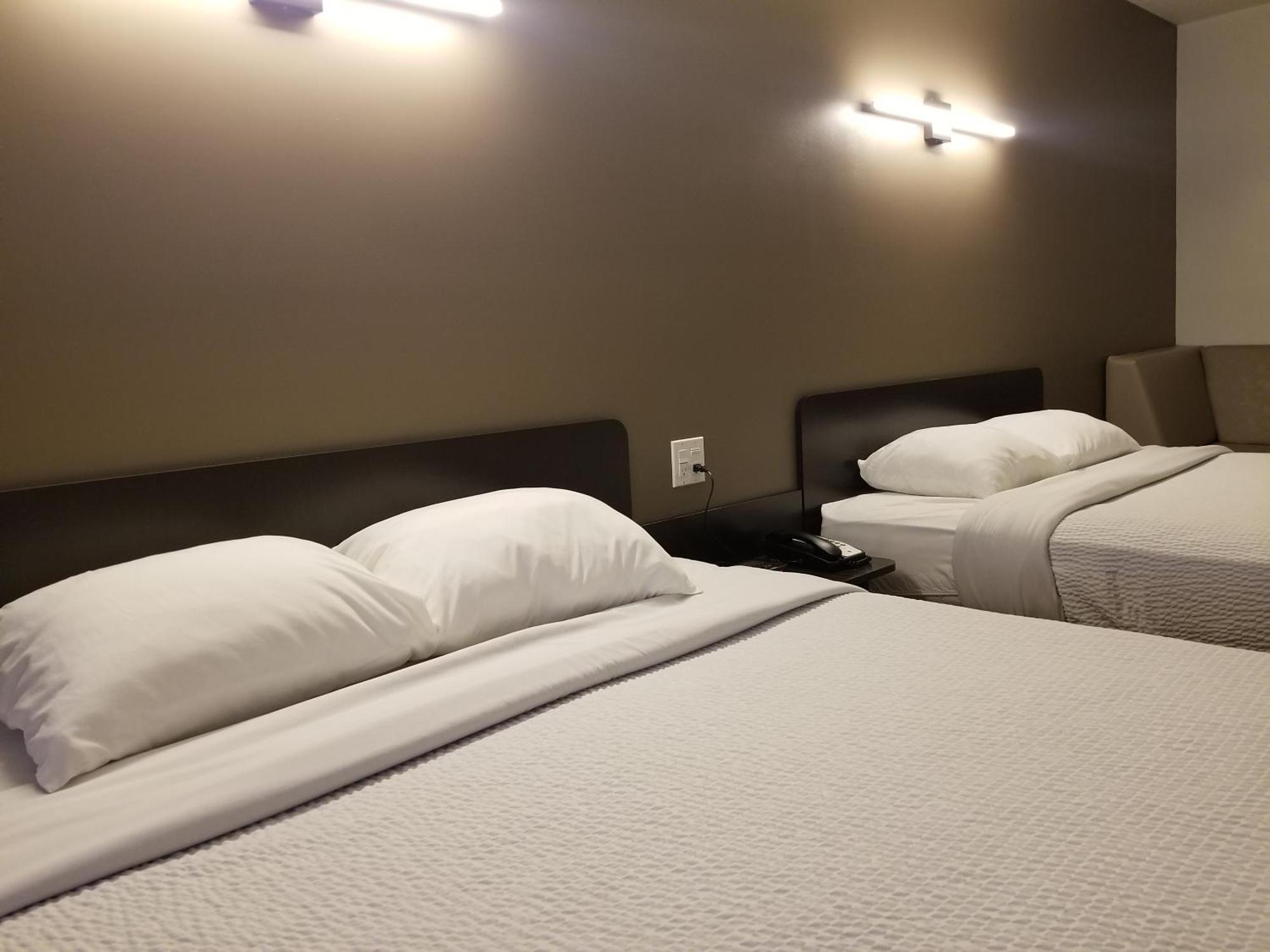 Joys Inn Innisfail, Ab Kültér fotó