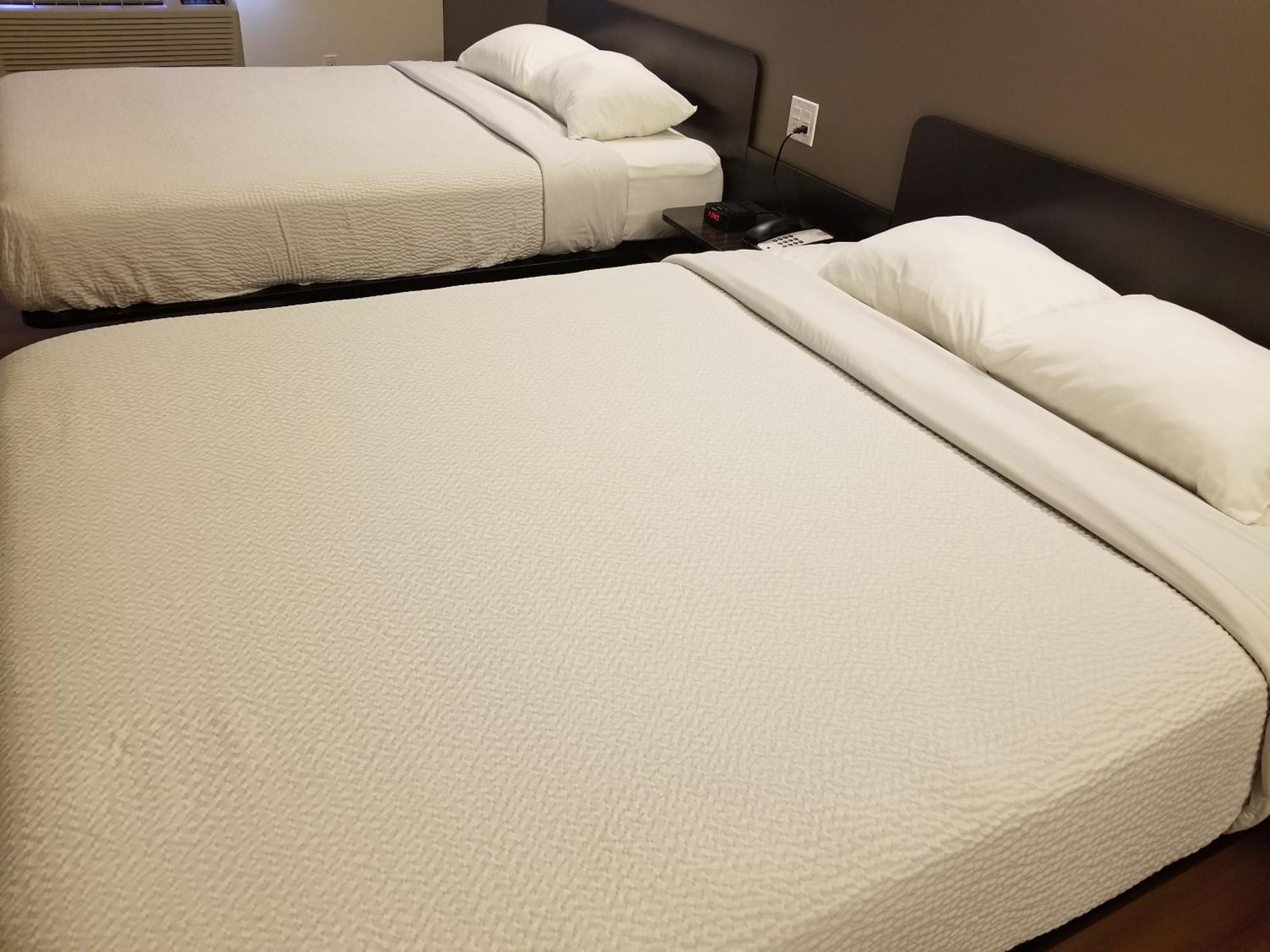 Joys Inn Innisfail, Ab Kültér fotó
